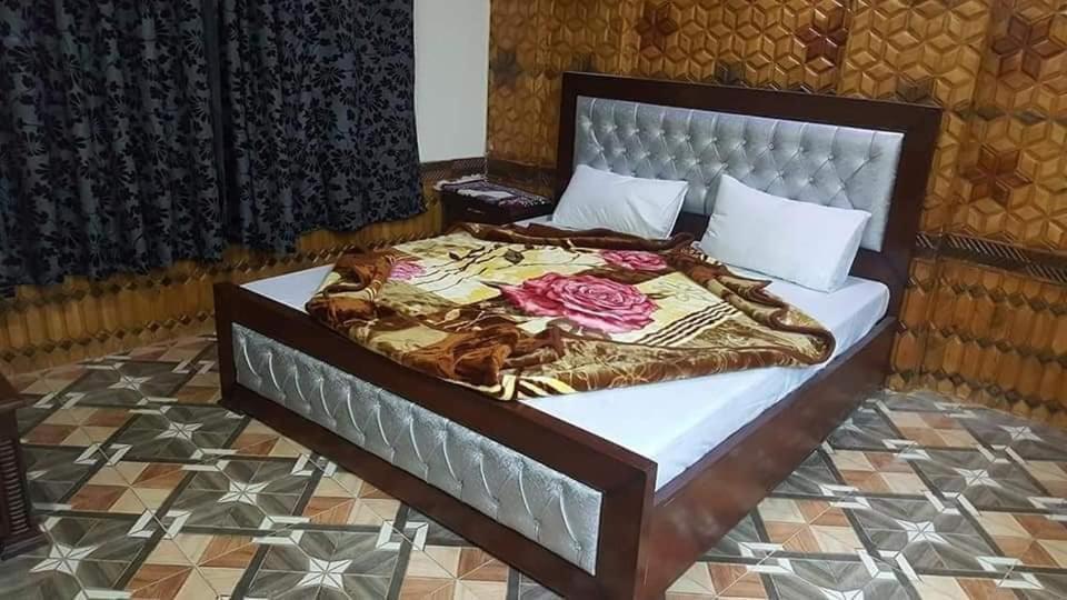 Madina Tower Hotel & Restaurant Bahrain Ngoại thất bức ảnh